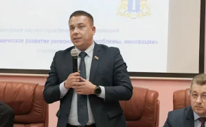 Airat Minerasikhovich Gibatdinov: Biographical Sketch