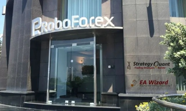 RoboForex