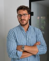 Max Weiss