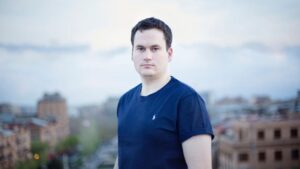 Decent: Blockchain Startup Accused of Financial Mismanagement, Unpaid Wages, and Censorship