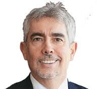 José Arata