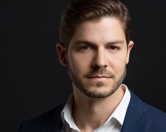 Dr. Paulo Duarte